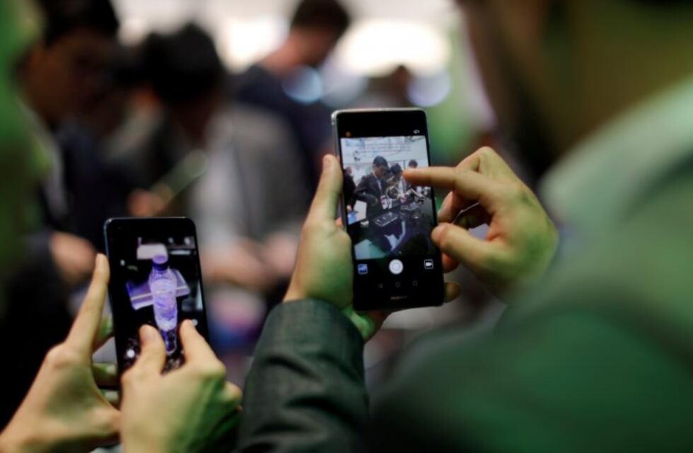 El IOS 11 para iPhone ya está disponible pero los usuarios se quejan en las redes