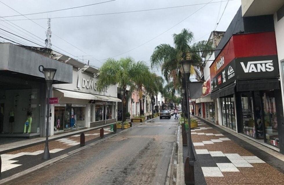 "Apagón de vidrieras" en Gualeguaychú, en contra de un Decreto municipal
