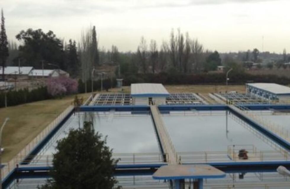 Piden restringir el consumo de agua potable