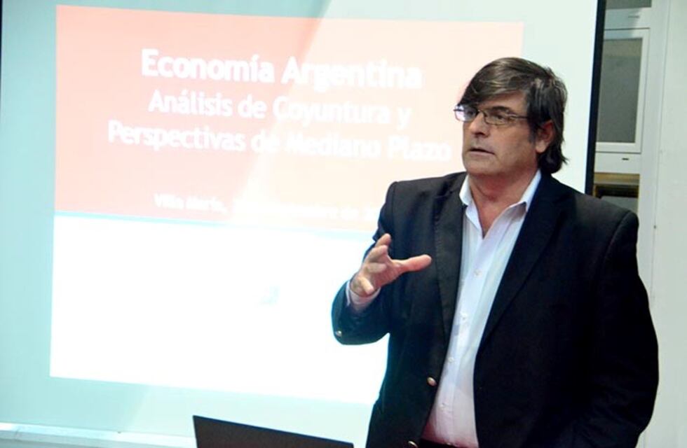 El economista Carlos Seggiaro se presentará en el Ciclo de Charlas Virtuales de la Mutual Dan