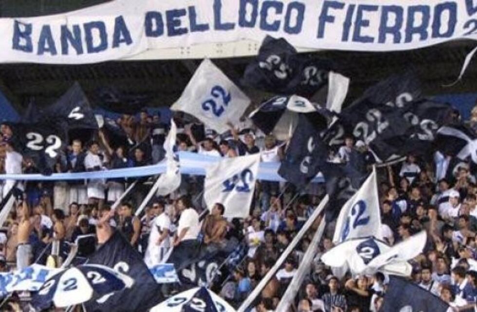 Olivia, la pequeña hincha de Gimnasia que enloquece con la llegada de Maradona