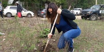 Plantaron 500 nuevos árboles nativos en la Reserva Natural Vaquerías, Valle Hermoso\u002E (Foto: Facebook / Municipalidad de Valle Hermoso)\u002E