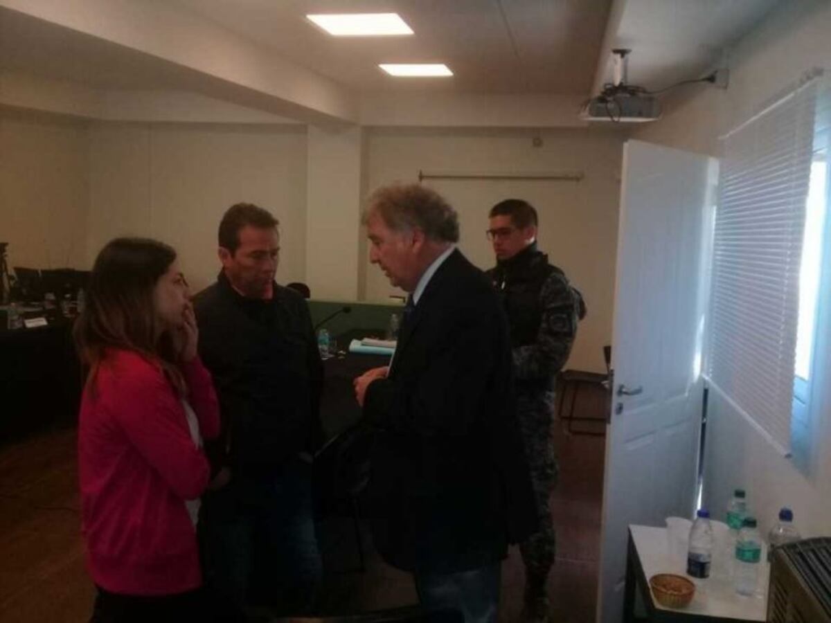 Correa y su esposa en causa El Embrujo