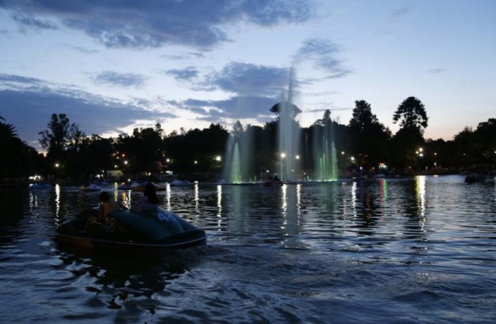 La fuente de aguas danzantes del Parque Independencia deja de funcionar por falta de fondos