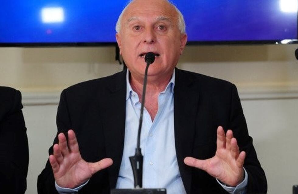 Lifschitz consideró "una cuestión de salud pública" producir medicamentos para abortos