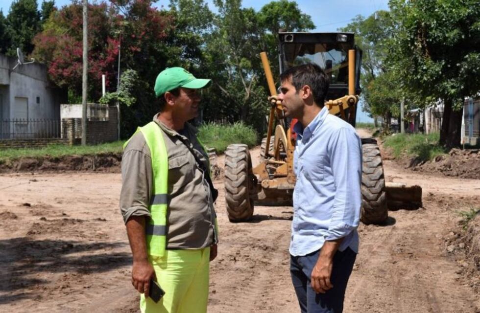 Passaglia recorrió la obra de pavimentación en Azopardo: "Es un antes y un después"