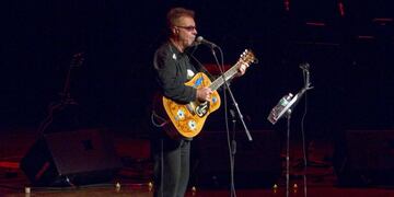 Proponen a León Gieco como Doctor Honoris Causa de la UNRC