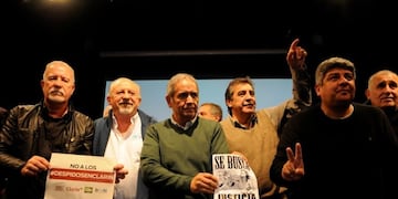 Los gremios confirmaron el paro del 30 de abril y anunciaron una movilización masiva\u002E (EFE)