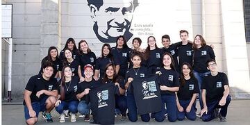 Los chicos que irán de viaje de egresados a las Islas Malvinas