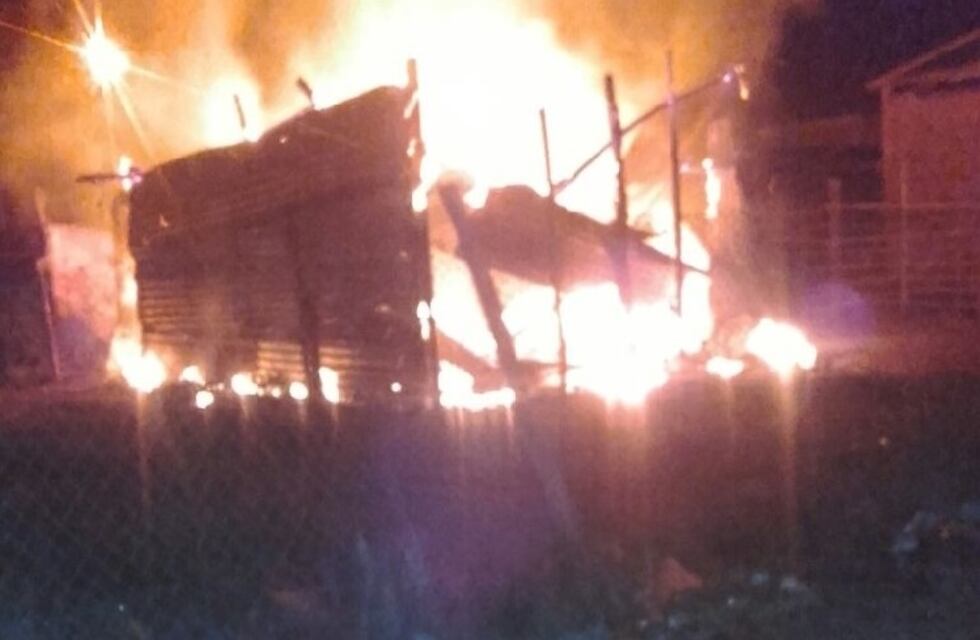 Prendió fuego la vivienda de su ex pareja pero podrá seguir el proceso judicial en su casa