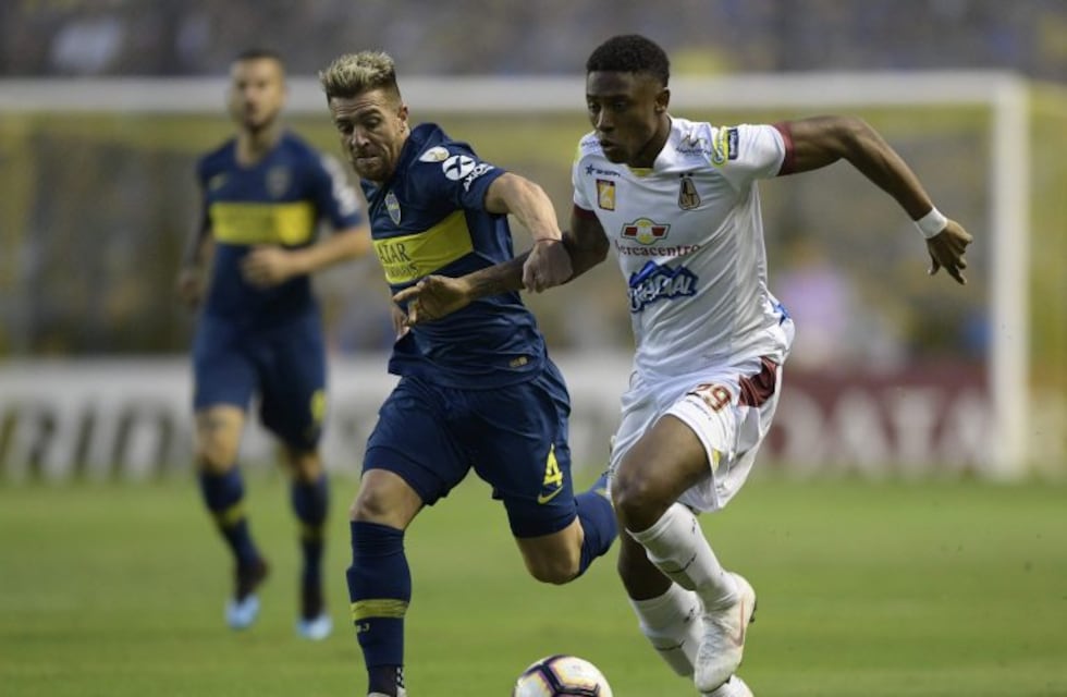 Buffarini lo hizo de nuevo: el lateral tiró otra rabona