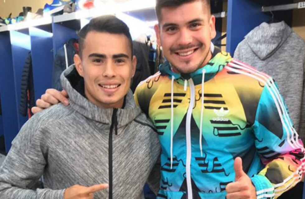 El Chino Zelarayán estuvo de visita en la práctica de Belgrano