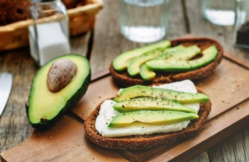 Cómo aprovechar la merienda para que ayude a bajar de peso