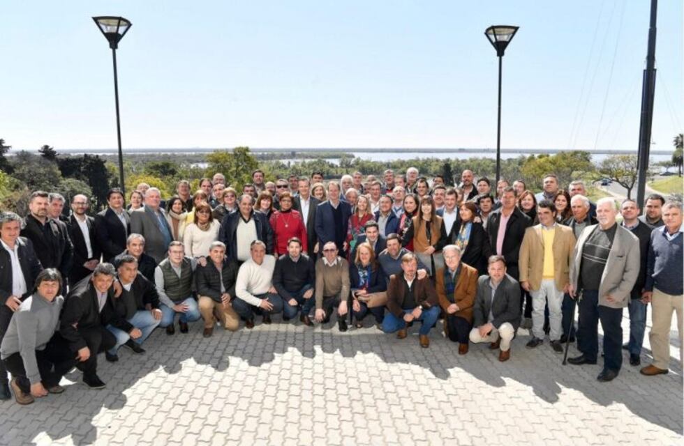 Piaggio participó del encuentro con el Gobernador Bordet junto a intendentes en funciones y electos de Entre Ríos