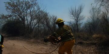 El trabajo de los bomberos, una tarea que merece reconocimiento todo el año (Gentileza La Voz)\u002E