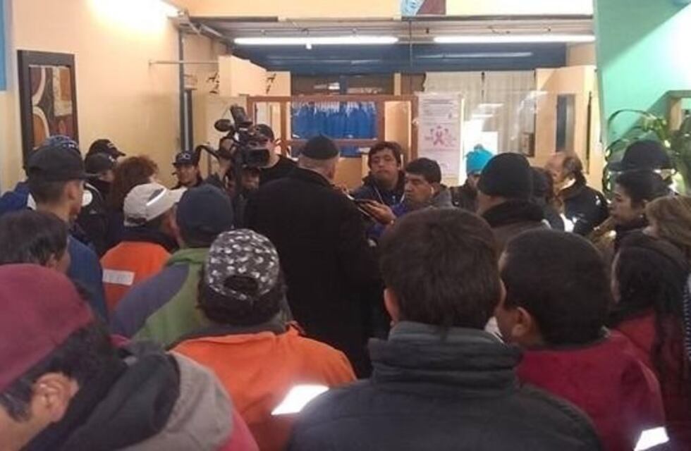 San Juan: empleados municipales amenazan con tomar un municipio