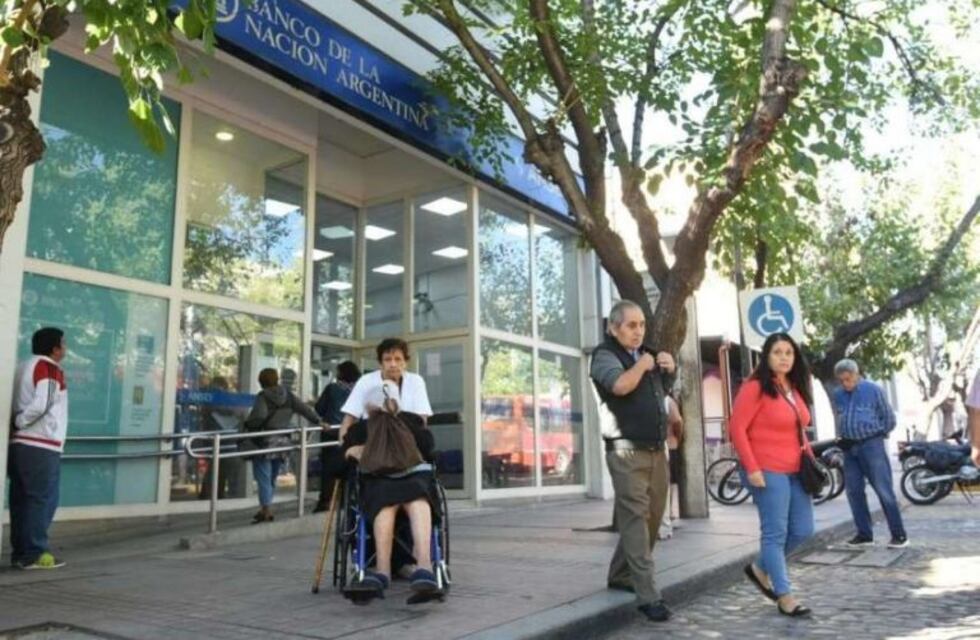 Bahía Blanca: ¿quiénes deben ir y quienes no a la apertura de bancos?