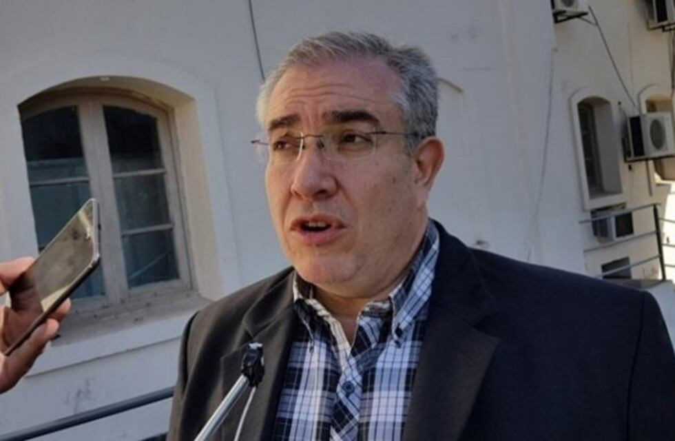 Buso sobre las licencias de taxis: "Son denuncias ambiguas y sin pruebas"