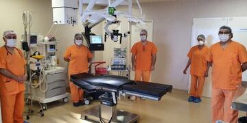 Realizan la primera cirugía de cerebro con una paciente despierta en Neuquén