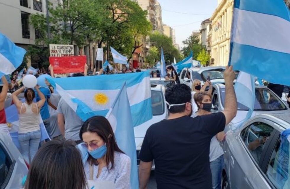 En fotos y videos: el banderazo del 12O en Córdoba