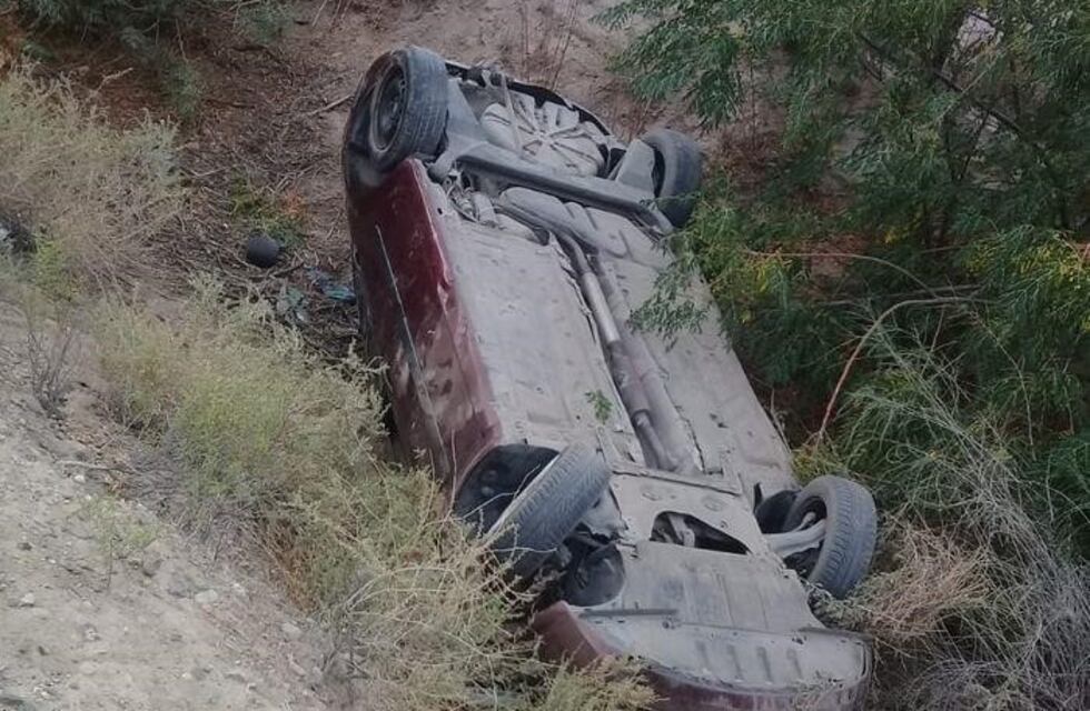 Cuatro heridos en un vuelco en Santa Lucía