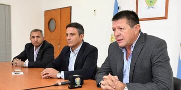De derecha a izquierda, Ayala, González y Lara (Gobierno de La Pampa)