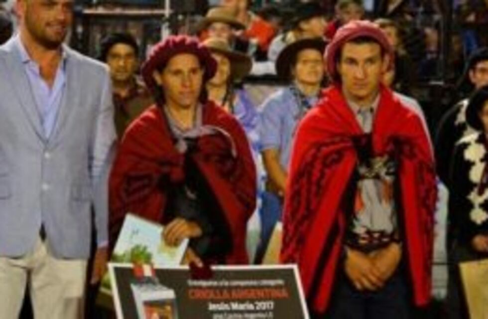 Jesús María: polémica por premio a la campeona de jineteada