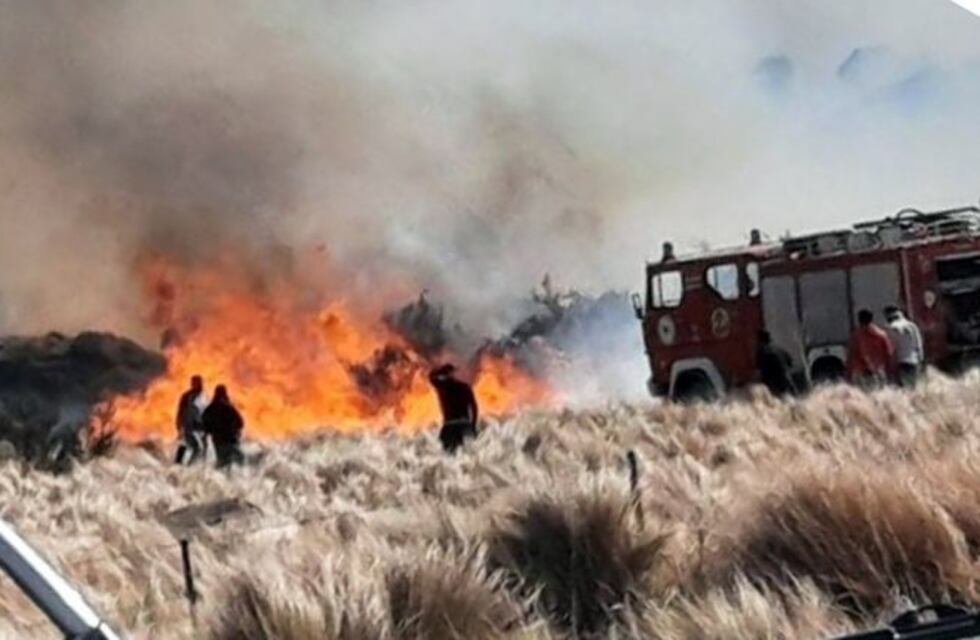 Incendios en Córdoba: el foco en el sur provincial sigue activo
