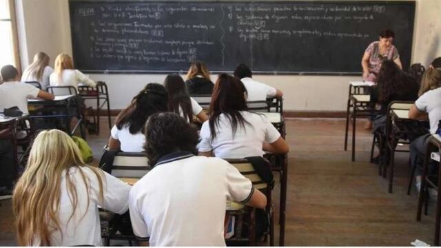 La DGE informa que los alumnos tendrán tres instancias para aprobar las materias que estén desaprobadas.