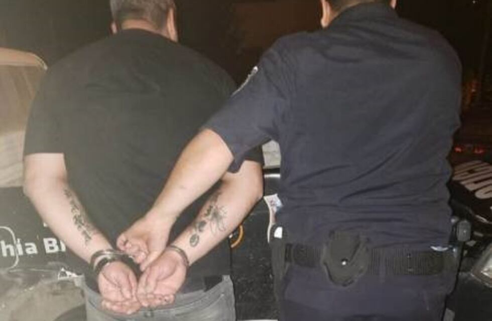 Cuatro detenidos tras un enfrentamiento con la policía