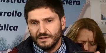 El ministro se reunió con los legisladores en la Cámara de Diputados\u002E