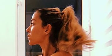 Jimena Barón le respondió a una seguidora que la criticó por usar bikini en la ducha