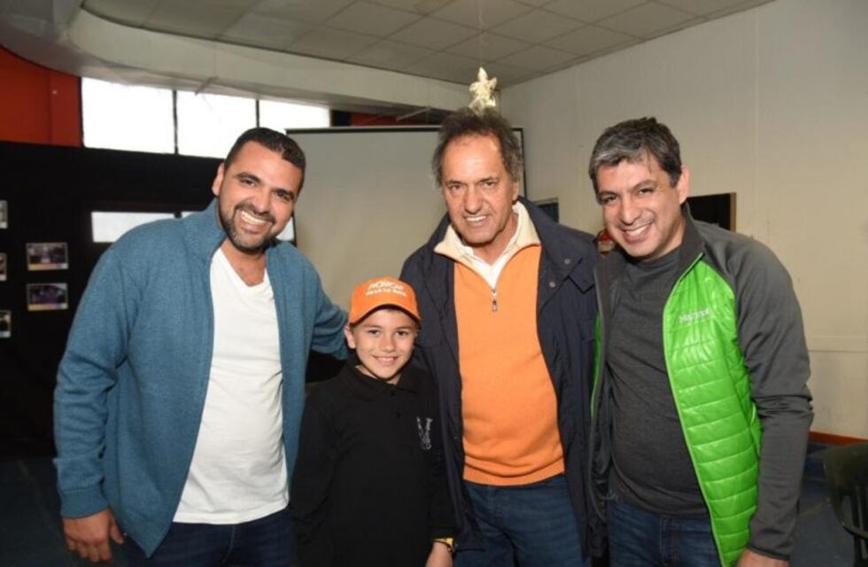 Daniel Scioli jugó al ajedrez en Ushuaia