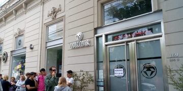 Los rafaelinos temen a una nueva devaluación y se apresuraron a refugiarse en el dólar (Vía Rafaela)