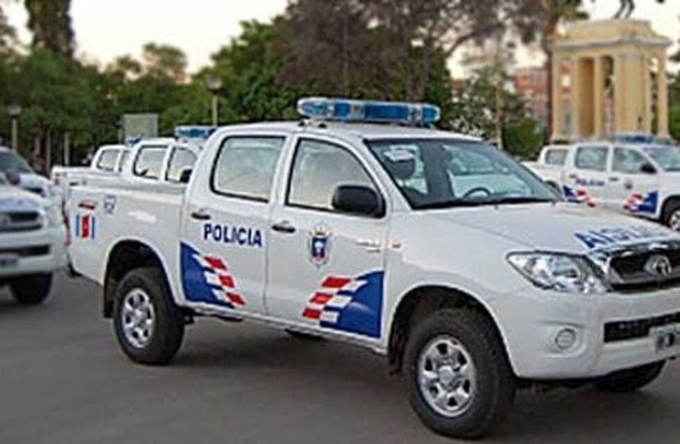 Rompieron la puerta de un local y se llevaron $13.000 pesos