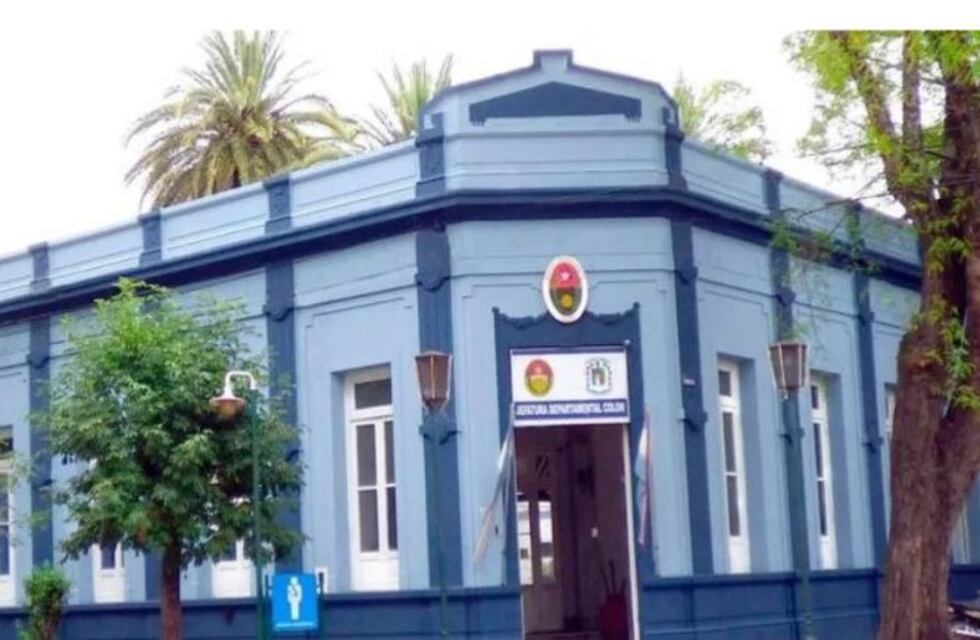 Un boxeador de Entre Ríos engañó a una menor y la abusó en su auto