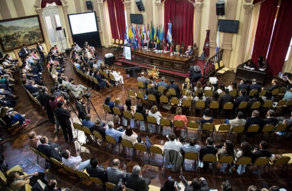 Un diputado salteño propuso recortar un 20% los sueldos de legisladores