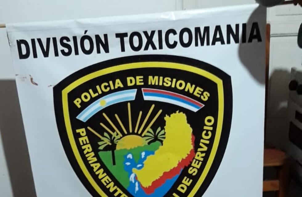 La policía secuestró 10 panes de marihuana en Jardín América