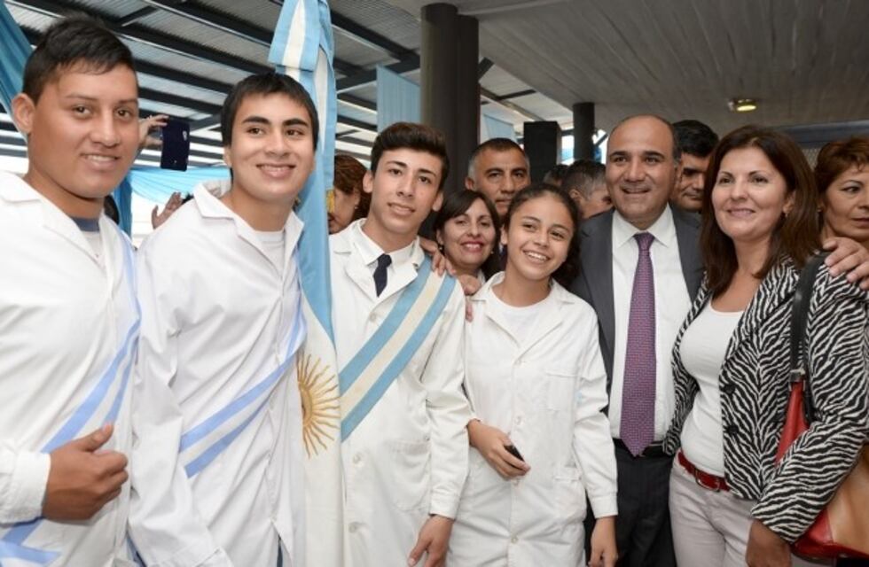 El gobierno espera iniciar las clases en marzo