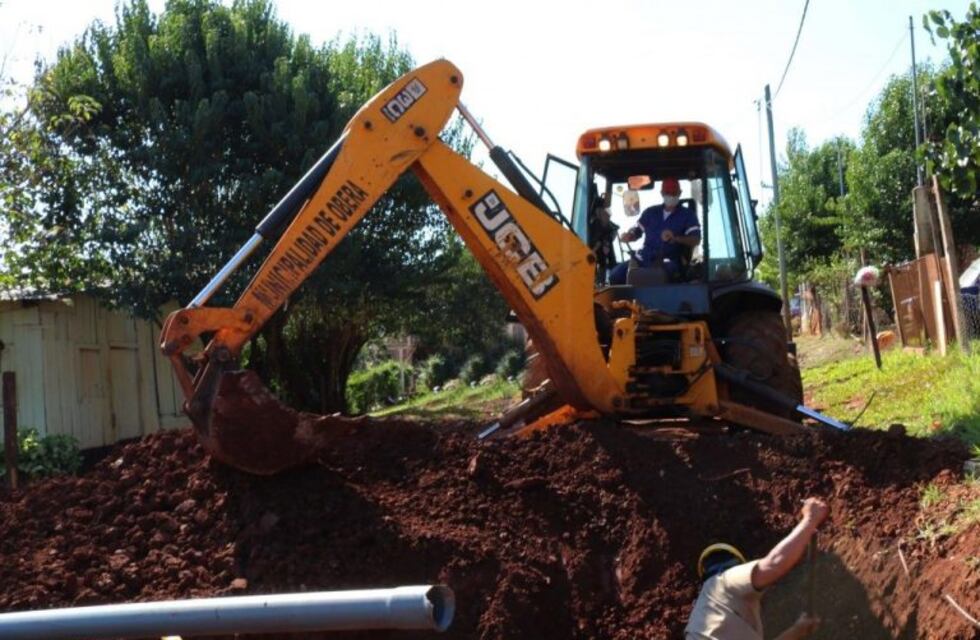 Comenzaron las obras para llevar agua potable al barrio Caballeriza de Oberá