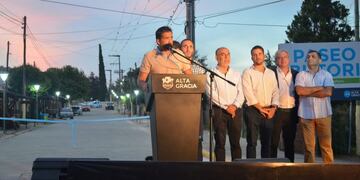 Facundo Torres encabezó el acto de inauguración del Paseo Bútori