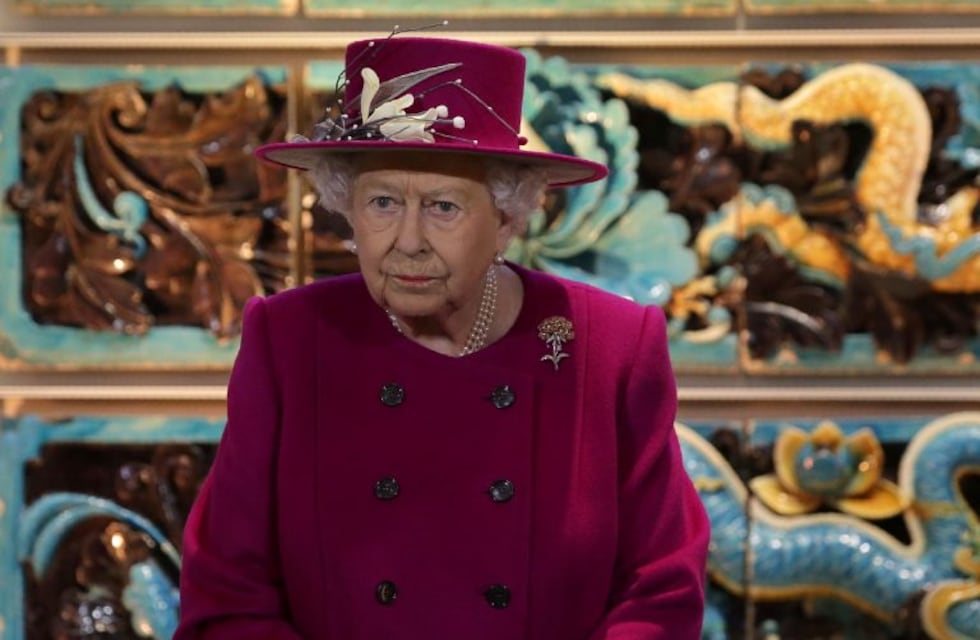 ISIS amenaza con matar a la reina Isabel II y atacar varios países