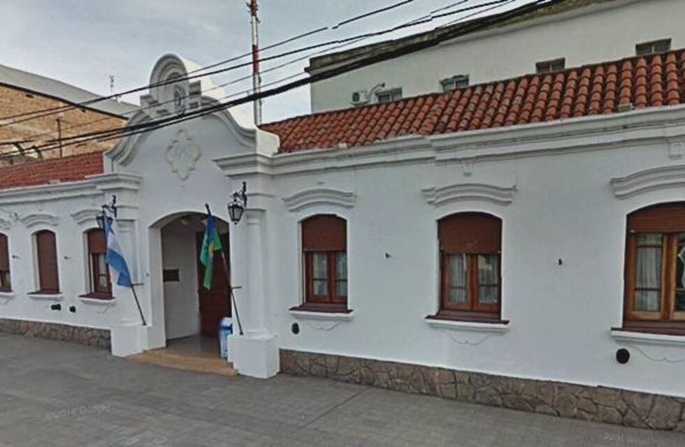 Cuestionan la creación de cargos políticos
