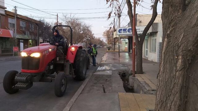 Desinfección de empleados municipales en General Alvear.