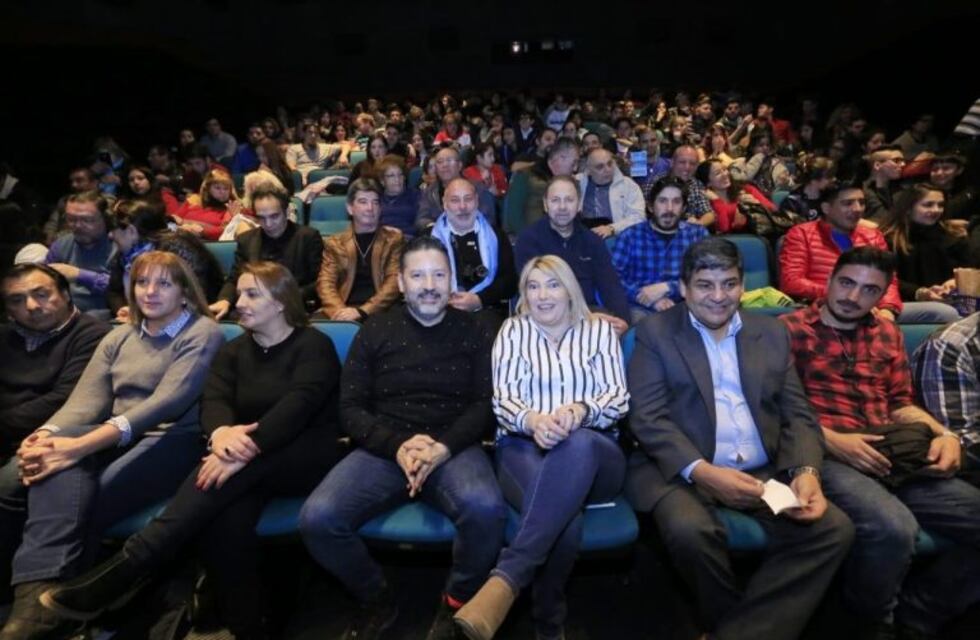 Bertone participó de la presentación del documental "Malvinas , el regreso"