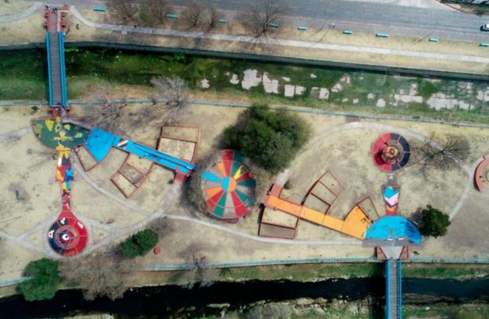 Le ponen color a las orillas del Suquía