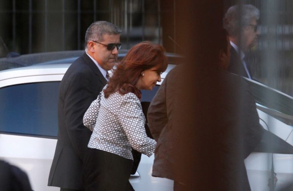 Citan a Cristina Kirchner y a Axel Kicillof en la contradenuncia por las operaciones de dólar futuro