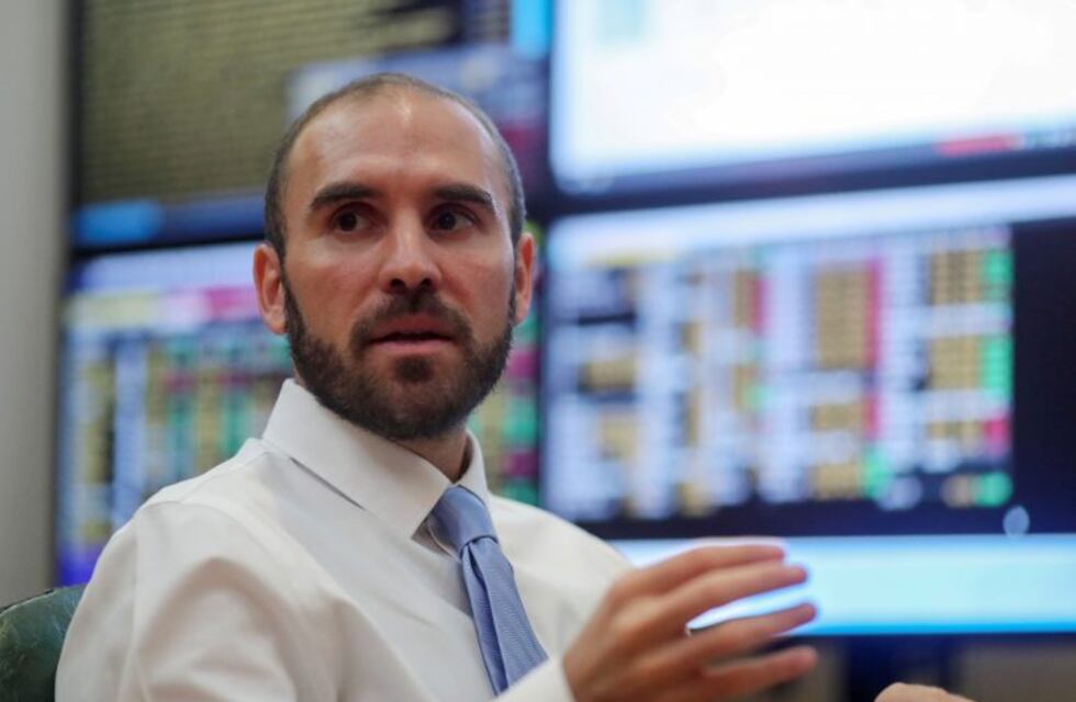 Sigue la polémica: Martín Guzmán también fue vacunado con Sputnik V