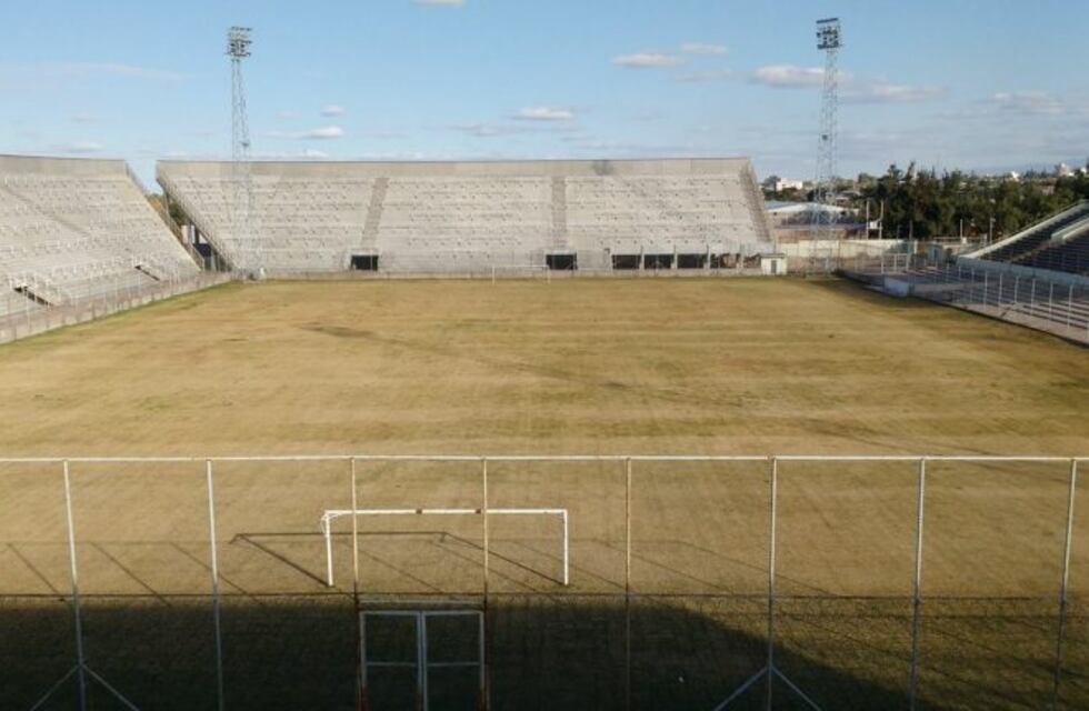 El Gobierno volvió a prohibir el uso del estadio de Vargas