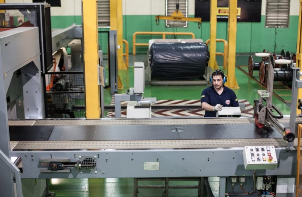 La actividad industrial cayó 7,7% en septiembre